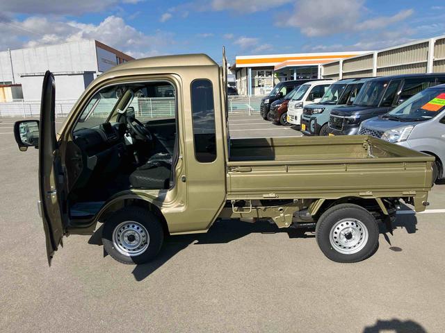 ハイゼットトラックジャンボエクストラ４ＷＤ　ＣＶＴ　６６０ｃｃ　衝突被害軽減ブレーキ　横滑り防止装置　ＡＢＳ　アイドリングストップ　プッシュボタンスタート　マニュアルエアコン　荷台作業灯　パワーステアリング　パワーウィンドウ（福島県）の中古車