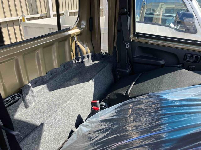 ハイゼットトラックジャンボエクストラ４ＷＤ　ＣＶＴ　６６０ｃｃ　衝突被害軽減ブレーキ　横滑り防止装置　ＡＢＳ　アイドリングストップ　プッシュボタンスタート　マニュアルエアコン　荷台作業灯　パワーステアリング　パワーウィンドウ（福島県）の中古車