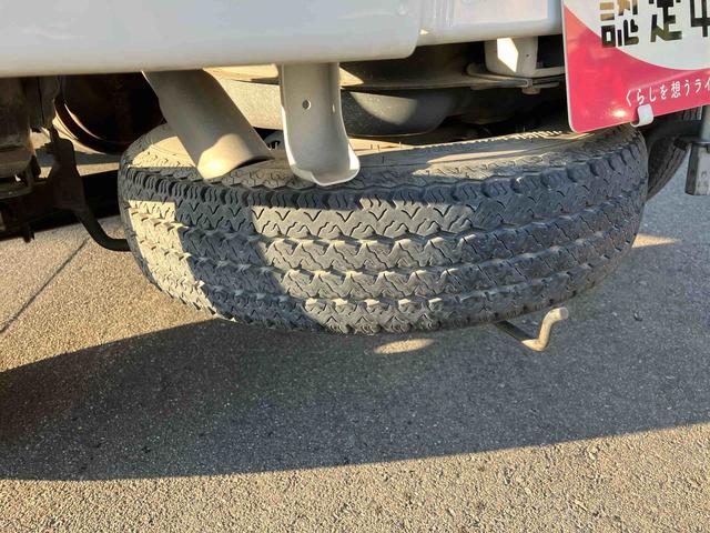 ハイゼットトラックスタンダード　エアコン・パワステレス　車検整備付４ＷＤ　６６０ｃｃ　５速マニュアル　荷台ゴムマット　車検整備付　ワンオーナー車（福島県）の中古車