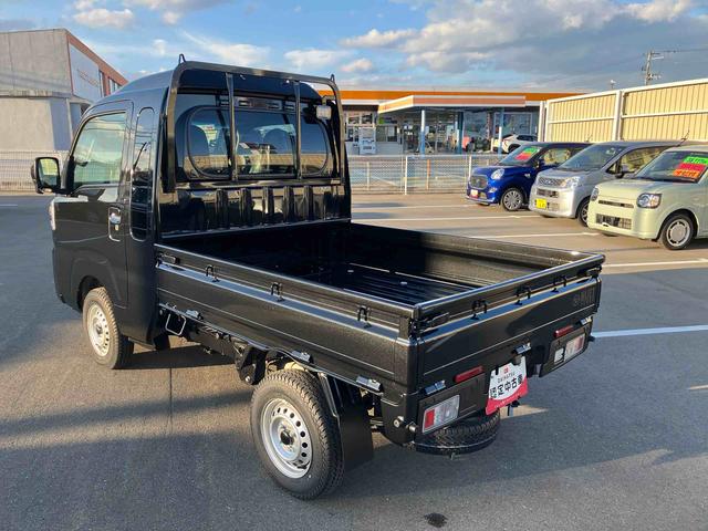 ハイゼットトラックジャンボエクストラ４ＷＤ　ＣＶＴ　６６０ｃｃ　衝突被害軽減ブレーキ　横滑り防止装置　ＡＢＳ　アイドリングストップ　スマートキー　プッシュボタンスタート　エアコン　パワーステアリング　パワーウィンドウ　荷台作業灯（福島県）の中古車