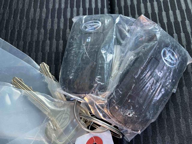 ハイゼットトラックジャンボエクストラ４ＷＤ　ＣＶＴ　６６０ｃｃ　衝突被害軽減ブレーキ　横滑り防止装置　ＡＢＳ　アイドリングストップ　スマートキー　プッシュボタンスタート　エアコン　パワーステアリング　パワーウィンドウ　荷台作業灯（福島県）の中古車