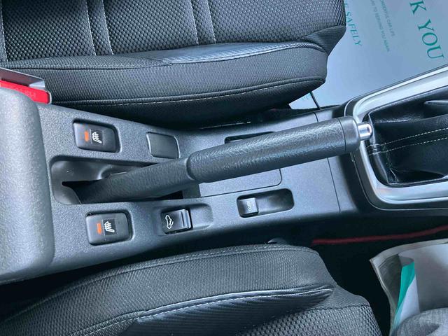 コペンローブ 5速マニュアル2WD 5速マニュアル 660cc ナビ ステアリングスイッチ 電動開閉ルーフ 横滑り防止装置 ABS エアバッグ シートヒーター オートエアコン ターボ ワンオーナー車(福島県)の中古車