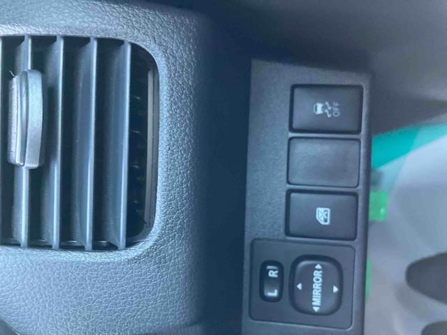 コペンローブ 5速マニュアル2WD 5速マニュアル 660cc ナビ ステアリングスイッチ 電動開閉ルーフ 横滑り防止装置 ABS エアバッグ シートヒーター オートエアコン ターボ ワンオーナー車(福島県)の中古車