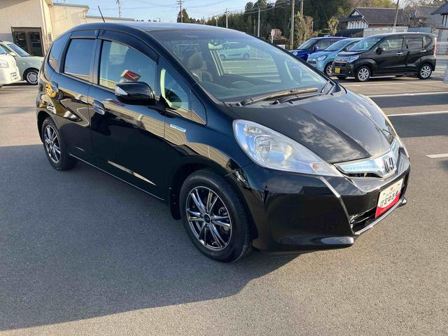 フィットハイブリッドシーズ ファインスタイル(福島県)の中古車