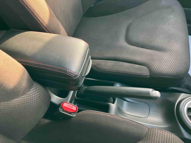 フィットハイブリッドシーズ ファインスタイル(福島県)の中古車