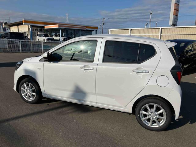 ミライースＧ　ＳＡIII２ＷＤ　ＣＶＴ　６６０ｃｃ　衝突被害軽減ブレーキ　横滑り防止装置　ＡＢＳ　運転席・助手席エアバッグ　アイドリングストップ　プッシュボタンスタート　オートエアコン　前席シートヒーター（福島県）の中古車