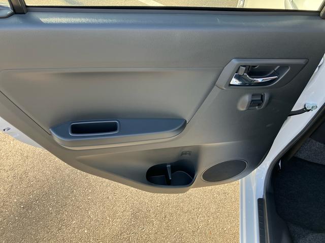 ミライースＧ　ＳＡIII２ＷＤ　ＣＶＴ　６６０ｃｃ　衝突被害軽減ブレーキ　横滑り防止装置　ＡＢＳ　運転席・助手席エアバッグ　アイドリングストップ　プッシュボタンスタート　オートエアコン　前席シートヒーター（福島県）の中古車