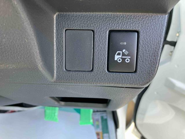 サンバートラックグランドキャブ　４ＷＤ　５速マニュアルパートタイム４ＷＤ　デフロック　５速マニュアル　６６０ｃｃ　運転席・助手席エアバッグ　ＥＴＣ車載器　荷台作業灯　キーレスエントリー　荷台ゴムマット（福島県）の中古車