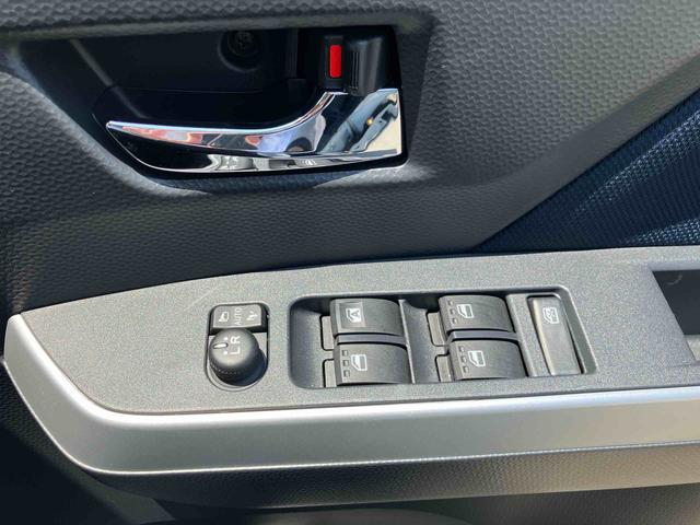 トールカスタムＧ２ＷＤ　ＣＶＴ　１０００ｃｃ　ディスプレイオーディオ　パノラマモニター　両側電動スライドドア　衝突被害軽減ブレーキ　横滑り防止装置　ＡＢＳ　サイドエアバッグ　プッシュボタンスタート（福島県）の中古車