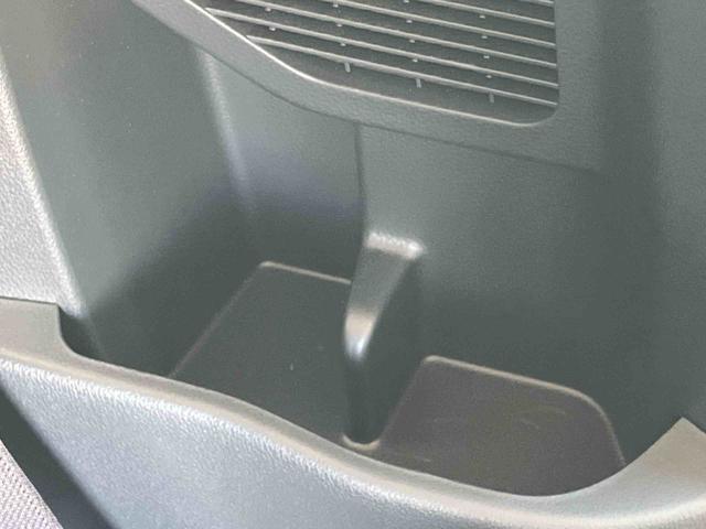 トールカスタムＧ２ＷＤ　ＣＶＴ　１０００ｃｃ　ディスプレイオーディオ　パノラマモニター　両側電動スライドドア　衝突被害軽減ブレーキ　横滑り防止装置　ＡＢＳ　サイドエアバッグ　プッシュボタンスタート（福島県）の中古車