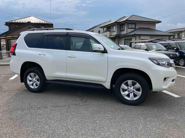 ランドクルーザープラドＴＸ４ＷＤ　ＣＶＴ　２８００ｃｃ　ナビ　バックカメラ　横滑り防止機能　コーナーセンサー　ダウンヒルアシストコントロール　プッシュボタンスタート　ＬＥＤヘッドライト　フォグランプ（福島県）の中古車