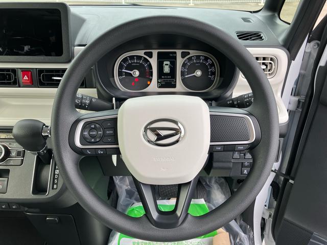 ムーヴキャンバスストライプスＧ２ＷＤ　ＣＶＴ　６６０ｃｃ　衝突被害軽減ブレーキ　横滑り防止機能　電動パーキングブレーキ　両側電動スライドドア　運転席・助手席エアバック　サイドエアバック　アイドリングストップ（福島県）の中古車