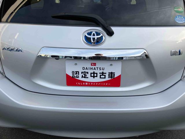 アクアＳスタイルブラック２ＷＤ　フロアシフトＣＶＴ　ナビ　オートエアコン　パワーステアリング　パワーウィンドウ　車検整備付き（福島県）の中古車