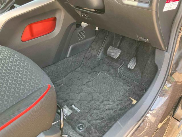 ロッキーＸ２ＷＤ　ＣＶＴ　スマートアシスト　　プッシュボタンスタート　衝突警報機能　コーナーセンサー　ナビ付き　ドライブレコーダー　バックカメラ　ＥＴＣ付き　運転席・助手席ＳＲＳエアバッグ　　サイドエアバッグ（福島県）の中古車