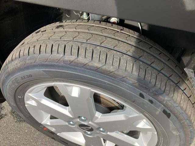 タフトＧ　クロムベンチャー４ＷＤ　６６０ｃｃ　スカイフィールトップ　衝突被害軽減ブレーキ　横滑り防止装置　ＡＢＳ　アイドリングストップ　プッシュボタンスタート　スマートキー　シートヒーター　オートエアコン　届出済未使用車（福島県）の中古車