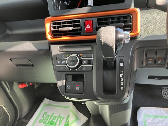 タントファンクロスターボ２ＷＤ　ＣＶＴ　６６０ｃｃ　両側電動スライドドア　衝突被害軽減ブレーキ　横滑り防止装置　ＡＢＳ　アイドリングストップ　プッシュボタンスタート　オートエアコン　ベンチシート　届出済未使用車（福島県）の中古車