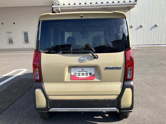 タントファンクロスターボ２ＷＤ　ＣＶＴ　６６０ｃｃ　両側電動スライドドア　衝突被害軽減ブレーキ　横滑り防止装置　ＡＢＳ　アイドリングストップ　プッシュボタンスタート　オートエアコン　ベンチシート　届出済未使用車（福島県）の中古車