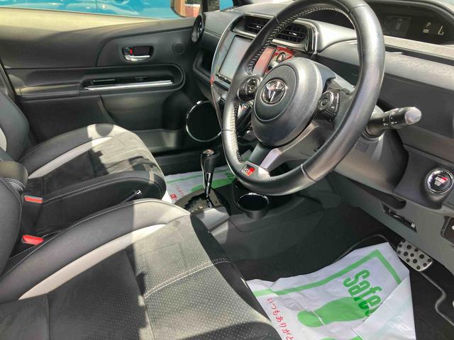 アクアＧ　ＧＲスポーツ２ＷＤ　ＣＶＴ　１５００ｃｃ　ハイブリッド　ナビ　ＥＴＣ車載器　ＡＢＳ　運転席・助手席エアバッグ　オートエアコン　革巻きステアリングホイール　純正アルミホイール（福島県）の中古車
