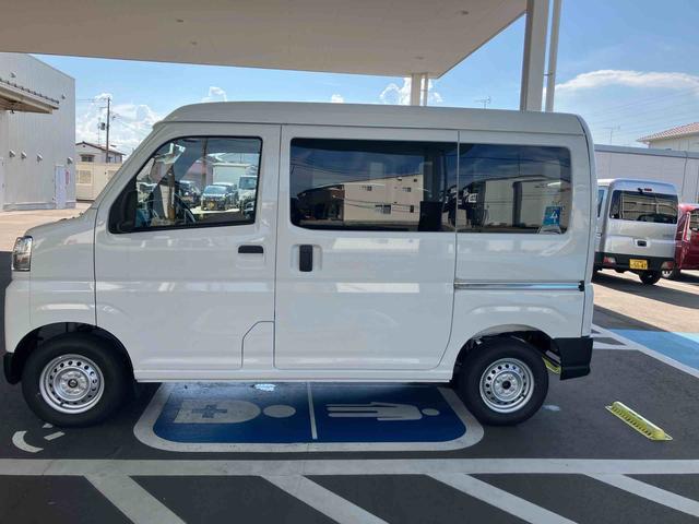 ハイゼットカーゴＤＸ４ＷＤ　５速マニュアル　６６０ｃｃ　両側スライドドア　衝突被害軽減ブレーキ　横滑り防止装置　ＡＢＳ　運転席・助手席エアバッグ　リヤヒーター　前席パワーウィンドウ　アイドリングストップ（福島県）の中古車