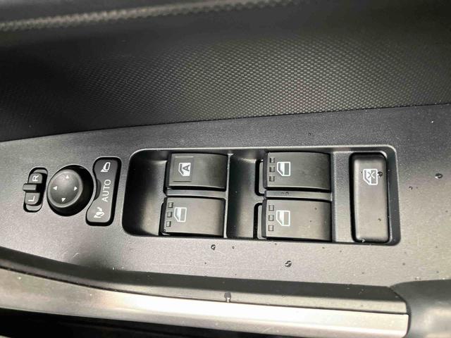 ロッキープレミアムＧ　ＨＥＶハイブリッド　２ＷＤ　スマートアシスト　　シートヒーター　電動パーキングブレーキ　オートホールド機能　プッシュボタンスタート　衝突警報機能　コーナーセンサー　パノラマモニター　全車速追従機能付ＡＣＣ（福島県）の中古車