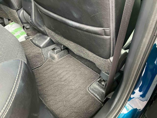 ロッキープレミアムＧ　ＨＥＶハイブリッド　２ＷＤ　スマートアシスト　　シートヒーター　電動パーキングブレーキ　オートホールド機能　プッシュボタンスタート　衝突警報機能　コーナーセンサー　パノラマモニター　全車速追従機能付ＡＣＣ（福島県）の中古車