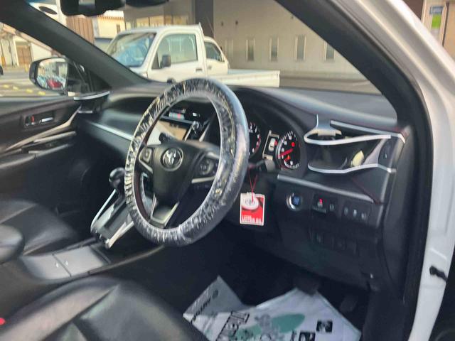 ハリアープログレス　メタル　アンド　レザーパッケージ２ＷＤ　２０００ｃｃ　ナビ　セーフティーセンス　オートマチックハイビーム　ＬＥＤヘッドランプ　純正アルミホイール　革シート　オートエアコン（福島県）の中古車