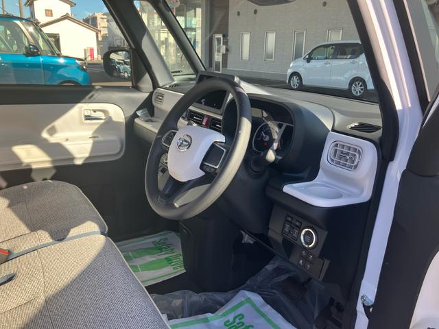 ムーヴキャンバスストライプスＧ２ＷＤ　ＣＶＴ　６６０ｃｃ　両側電動スライドドア　衝突被害軽減ブレーキ　横滑り防止装置　ＡＢＳ　アイドリングストップ　プッシュボタンスタート　オートエアコン　前席シートヒーター　届出済未使用車（福島県）の中古車