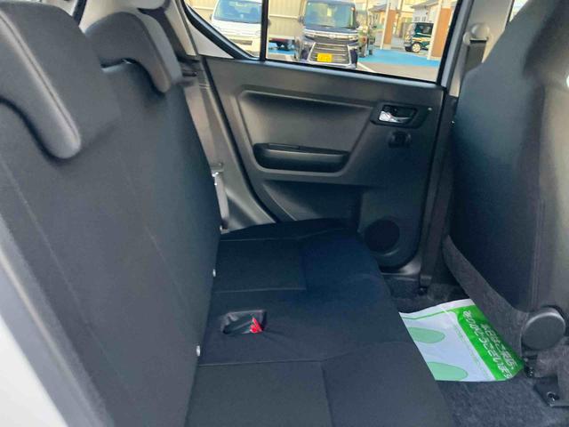 ミライースＸ　ＳＡIII　届出済未使用車２ＷＤ　ＣＶＴ　６６０ｃｃ　衝突被害軽減ブレーキ　横滑り防止装置　ＡＢＳ　運転席・助手席エアバッグ　アイドリングストップ　キーレスエントリー　ＬＥＤヘッドランプ　オーディオレス（福島県）の中古車