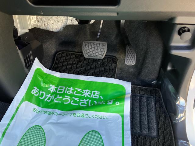 ムーヴＲＳ　ターボ　クルーズコントロール付　６６０ｃｃ２ＷＤ　ＣＶＴ　６６０ｃｃ　ターボ　ディスプレイオーディオ　衝突被害軽減ブレーキ　横滑り防止装置　ＡＢＳ　アイドリングストップ　プッシュボタンスタート　スマートキー　両側電動スライドドア（福島県）の中古車