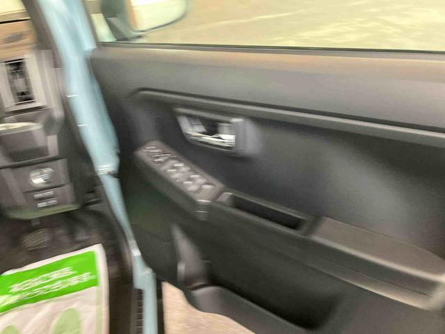 タフトＧターボ　ダーククロムベンチャー２ＷＤ　ＣＶＴ　６６０ｃｃ　スカイフィールトップ　衝突被害軽減ブレーキ　横滑り防止装置　ＡＢＳ　アイドリングストップ　プッシュボタンスタート　ディスプレイオーディオ　シートヒーター　届出済未使用車（福島県）の中古車