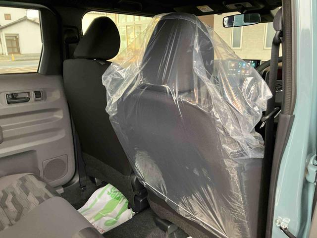 タフトＧターボ　ダーククロムベンチャー２ＷＤ　ＣＶＴ　６６０ｃｃ　スカイフィールトップ　衝突被害軽減ブレーキ　横滑り防止装置　ＡＢＳ　アイドリングストップ　プッシュボタンスタート　ディスプレイオーディオ　シートヒーター　届出済未使用車（福島県）の中古車