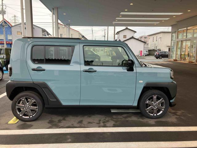 タフトＧターボ　ダーククロムベンチャー２ＷＤ　ＣＶＴ　６６０ｃｃ　スカイフィールトップ　衝突被害軽減ブレーキ　横滑り防止装置　ＡＢＳ　アイドリングストップ　プッシュボタンスタート　ディスプレイオーディオ　シートヒーター　届出済未使用車（福島県）の中古車