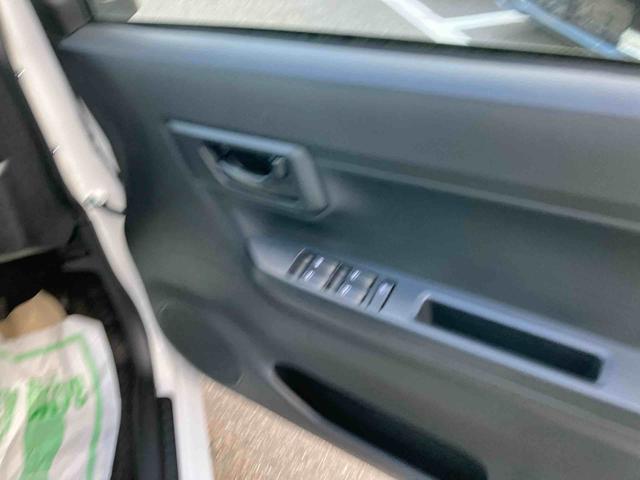 ミライースＬ　ＳＡIII　届出済未使用車２ＷＤ　ＣＶＴ　６６０ｃｃ　衝突被害軽減ブレーキ　横滑り防止装置　ＡＢＳ　アイドリングストップ　マニュアルエアコン　ナビ用バックカメラ　届出済未使用車（福島県）の中古車