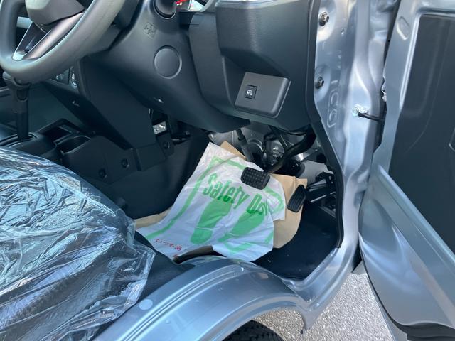 ハイゼットトラックジャンボエクストラ4WD CVT 660cc 衝突被害軽減ブレーキ 横滑り防止装置 ABS アイドリングストップ プッシュボタンスタート マニュアルエアコン パワーステアリング パワーウィンドウ 電動格納ドアミラー(福島県)の中古車