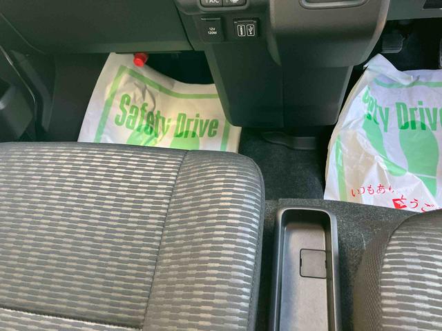 ハイゼットカーゴクルーズターボ 4WD 届出済未使用車4WD CVT 660cc ターボ ディスプレイオーディオ 衝突被害軽減ブレーキ 横滑り防止装置 ABS アイドリングストップ プッシュボタンスタート 両側スライドドア 前席パワーウィンドウ(福島県)の中古車