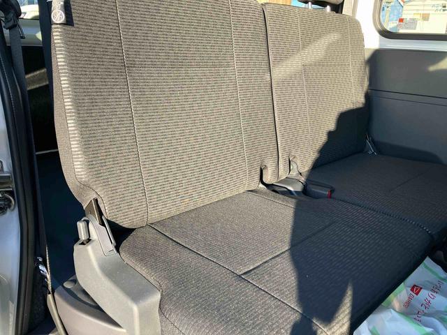 ハイゼットカーゴクルーズターボ 4WD 届出済未使用車4WD CVT 660cc ターボ ディスプレイオーディオ 衝突被害軽減ブレーキ 横滑り防止装置 ABS アイドリングストップ プッシュボタンスタート 両側スライドドア 前席パワーウィンドウ(福島県)の中古車