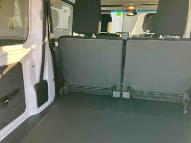 ハイゼットカーゴクルーズターボ 4WD 届出済未使用車4WD CVT 660cc ターボ ディスプレイオーディオ 衝突被害軽減ブレーキ 横滑り防止装置 ABS アイドリングストップ プッシュボタンスタート 両側スライドドア 前席パワーウィンドウ(福島県)の中古車