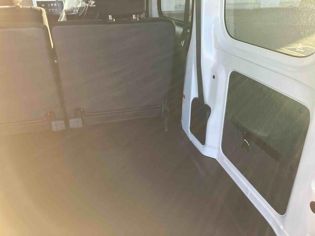 ハイゼットカーゴクルーズターボ 4WD 届出済未使用車4WD CVT 660cc ターボ ディスプレイオーディオ 衝突被害軽減ブレーキ 横滑り防止装置 ABS アイドリングストップ プッシュボタンスタート 両側スライドドア 前席パワーウィンドウ(福島県)の中古車