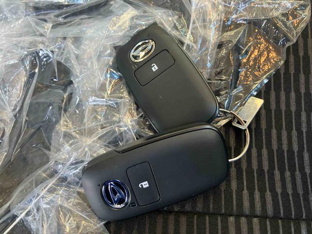 ハイゼットカーゴクルーズターボ 4WD 届出済未使用車4WD CVT 660cc ターボ ディスプレイオーディオ 衝突被害軽減ブレーキ 横滑り防止装置 ABS アイドリングストップ プッシュボタンスタート 両側スライドドア 前席パワーウィンドウ(福島県)の中古車