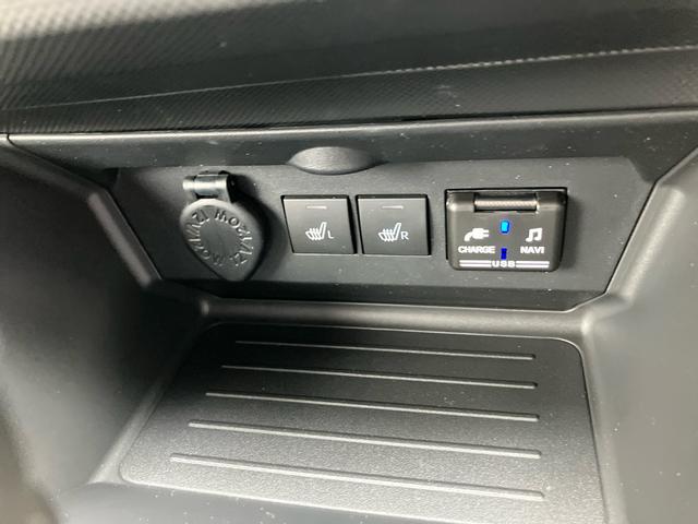 ロッキーＧ２ＷＤ　ＣＶＴ　１０００ｃｃ　ナビ　衝突被害軽減ブレーキ　横滑り防止装置　ＡＢＳ　クルーズコントロール　アイドリングストップ　プッシュボタンスタート　スマートキー　前席シートヒーター　ワンオーナー車（福島県）の中古車