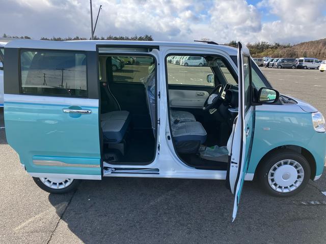 ムーヴキャンバスストライプスＧ　届出済未使用車２ＷＤ　ＣＶＴ　６６０ｃｃ　衝突被害軽減ブレーキ　横滑り防止装置　ＡＢＳ　サイドエアバッグ　アイドリングストップ　プッシュボタンスタート　スマートキー　両側電動スライドドア　届出済未使用車（福島県）の中古車