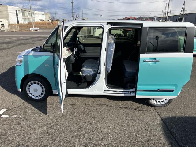 ムーヴキャンバスストライプスＧ　届出済未使用車２ＷＤ　ＣＶＴ　６６０ｃｃ　衝突被害軽減ブレーキ　横滑り防止装置　ＡＢＳ　サイドエアバッグ　アイドリングストップ　プッシュボタンスタート　スマートキー　両側電動スライドドア　届出済未使用車（福島県）の中古車