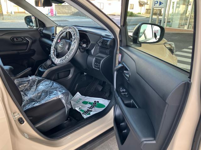 ロッキーＬ２ＷＤ　ＣＶＴ　１２００ｃｃ　社外ナビ　ＥＴＣ車載器　衝突被害軽減ブレーキ　横滑り防止装置　ＡＢＳ　アイドリングストップ　プッシュボタンスタート　スマートキー　フルホイールキャップ（福島県）の中古車