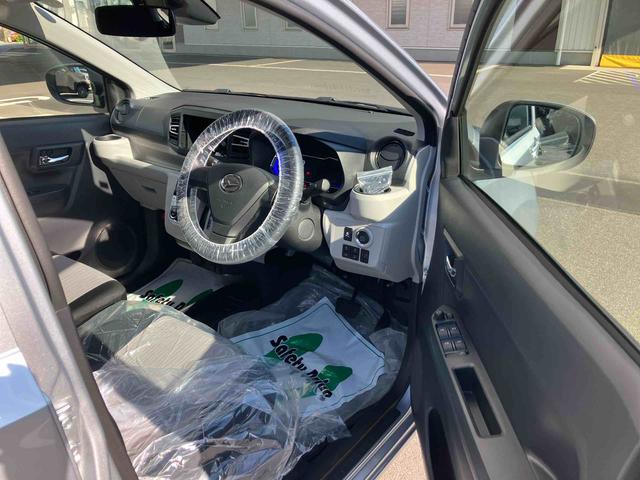 ミライースＧ　ＳＡIII２ＷＤ　ＣＶＴ　６６０ｃｃ　衝突被害軽減ブレーキ　横滑り防止装置　ＡＢＳ　前席シートヒーター　アイドリングストップ　オートエアコン　パワーステアリング　運転席・助手席エアバッグ　オートライト（福島県）の中古車