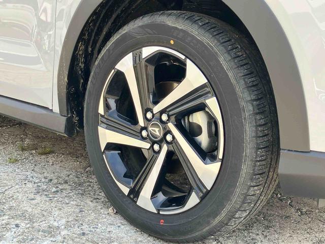ロッキープレミアムＧ　ＨＥＶハイブリッド　スマートアシスト　パノラマモニター　全車速追従機能（ＡＣＣ）　シートヒーター　オートホールド機能　電動パーキングブレーキ　ナビ付き　ドライブレコーダー　プッシュボタンスタート（福島県）の中古車