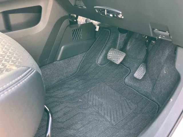 ロッキープレミアムＧ　ＨＥＶハイブリッド　スマートアシスト　パノラマモニター　全車速追従機能（ＡＣＣ）　シートヒーター　オートホールド機能　電動パーキングブレーキ　ナビ付き　ドライブレコーダー　プッシュボタンスタート（福島県）の中古車