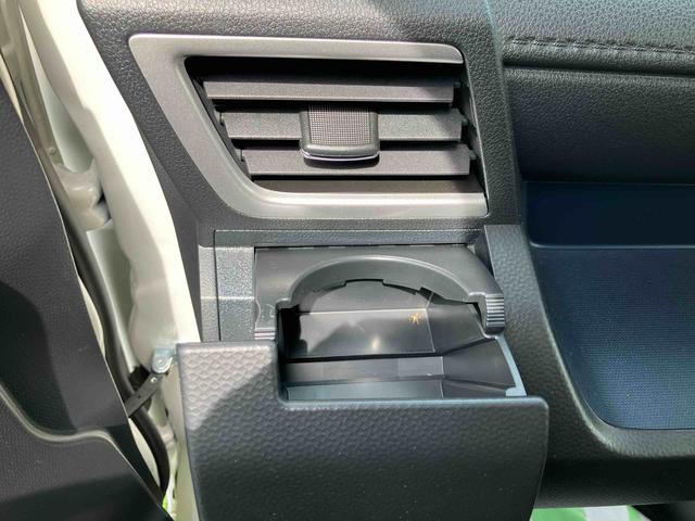 トールカスタムＧ　ターボターボ　２ＷＤ　ＣＶＴ　スマートアシスト　クルーズコントロール　オートホールド機能　電動パーキングブレーキ　運転席・助手席ＳＲＳエアバッグ　電動ドアミラー　プッシュボタンスタート　衝突警報機能（福島県）の中古車