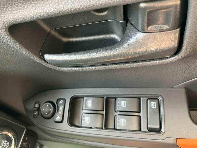 タントファンクロス２ＷＤ　ＣＶＴ　スマートアシスト　プッシュボタンスタート　シートヒーター　ベンチシート　オートホールド機能　電動パーキングブレーキ　コーナーセンサー　衝突警報機能　両側スライドドア（福島県）の中古車
