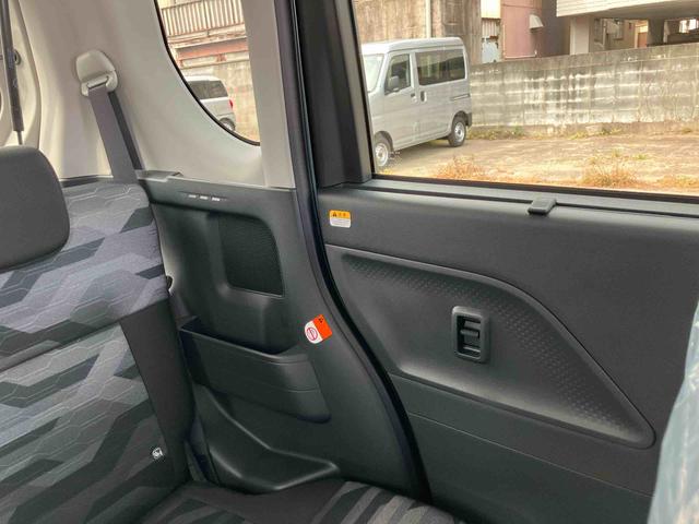 タントファンクロス２ＷＤ　ＣＶＴ　スマートアシスト　プッシュボタンスタート　シートヒーター　ベンチシート　オートホールド機能　電動パーキングブレーキ　コーナーセンサー　衝突警報機能　両側スライドドア（福島県）の中古車