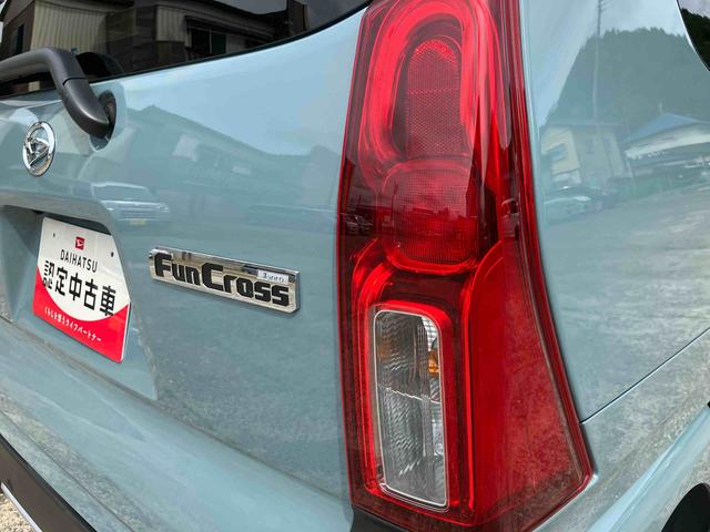 タントファンクロス２ＷＤ　ＣＶＴ　スマートアシスト　プッシュボタンスタート　シートヒーター　ベンチシート　オートホールド機能　電動パーキングブレーキ　コーナーセンサー　衝突警報機能　両側スライドドア（福島県）の中古車